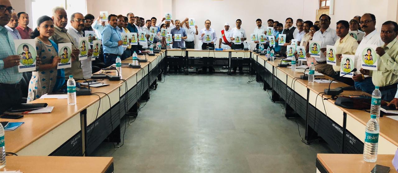  महिलाओं के साथ पुरूषों की अहम भूमिका