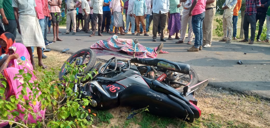 अज्ञात वाहन की ठोकर से मोटरसाइकिल चालक की मौत