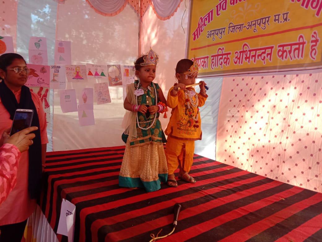 बाल रंग मेले में बच्चों के नटखट अन्दाज़ ने किया मंत्रमुग्ध