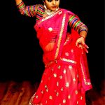 डॉ. मनीषा मिश्रा (सुप्रसिद्ध कथक नृत्यांगना एवं गुरु) कथक नृत्य में झलकी संस्कृति और साधना