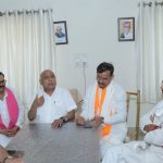 भाजपा प्रदेश अध्यक्ष हेमंत खण्डेलवाल ने पन्ना में जिला कोर ग्रुप बैठक को किया संबोधित