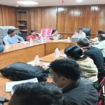 स्वास्थ्य कार्यक्रमों की समीक्षा बैठक आयोजित, सीएमएचओ ने लक्ष्य आधारित कार्यप्रणाली अपनाने एवं नियमित फील्ड मॉनिटरिंग के दिए निर्देश
