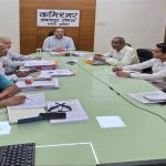 संभागायुक्‍त श्री सिंह ने की आकांक्षी विकासखंड नारायणगंज की समीक्षा