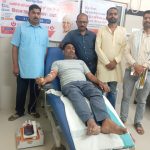 पन्ना में मानवता की मिसाल: समाजसेवी और रक्तदाताओं ने बचाई 15 दिन की दो मासूम जुड़वां बच्चियों की जान