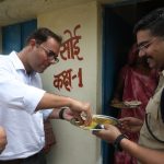 मुख्यमंत्री जन-विश्वास अभियान के तहत पीएम श्री स्कूल कुआं का औचक निरीक्षण, कलेक्टर-एसपी ने चखा मध्याह्न भोजन, परखी गुणवत्ता