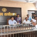 मुख्यमंत्री जन-विश्वास अभियान:- कलेक्टर श्री सिंह ने किया तहसील कार्यालय, संजीवनी क्‍लीनिक, विद्युत सेवा केन्‍द्र और पेट्रोल पंप का निरीक्षण