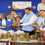 प्रकृति एवं पर्यावरण संरक्षण हेतु विद्यार्थी मिट्टी के गणेश की स्थापना हेतु लोगों को करें जागरूक – विधायक डॉ अभिलाष पांडे