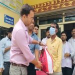 गर्भवती महिलाओं और बच्चों की स्वास्थ्य सेवाओं की कलेक्टर श्री तिवारी ने जानी हकीकत गर्भवती महिलाओं का ऑनलाइन पंजीयन और बच्चों का शत-प्रतिशत टीकाकरण सुनिश्चित करने के दिए निर्देश