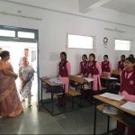 कलेक्टर श्री सिंह ने किया एकलव्य आदर्श आवासीय विद्यालय का किया औचक निरीक्षण