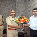 पुलिस अधीक्षक ने किया नवागत कलेक्टर श्री विश्वकर्मा का स्वागत