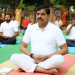 मुख्यमंत्री डॉ. मोहन यादव ने जामली (सेंधवा) के गायत्री धाम में किया योगाभ्यास
